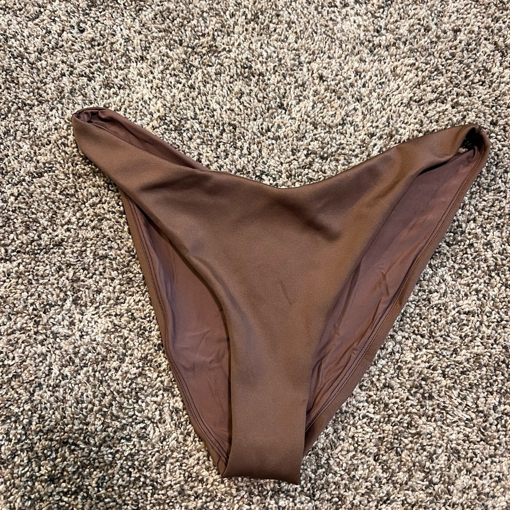 Left On Friday Wear To Bottom